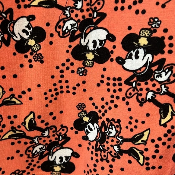 LuLaRoe Women’s Minnie Mouse Disney Irma vacation Party tee Shirt Top size L - Picture 2 of 7